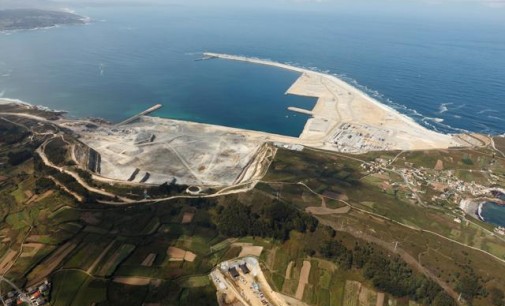 El Puerto Exterior Punta Langosteira es la mejor obra de ingeniería civil de Galicia